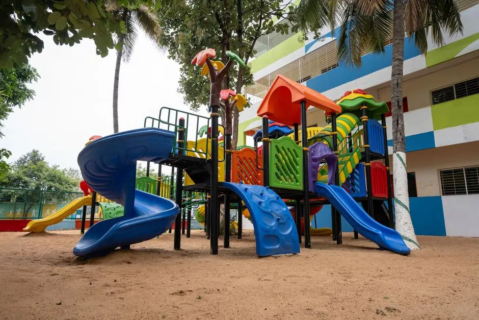 Community at CENTRAL PARK FLOWER VALLEY WESTERN FLOORS, Sector 32-33, Sohna, Gurgaon